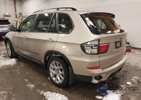 2013 BMW X5 xDrive35I/xDrive35I Premium/xDrive35I Sport Activity from USA, damaged, VIN 5UXZV4C5XD0E12621